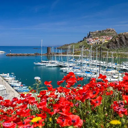2 Bedroom In Lu Bagnu Apartman Castelsardo